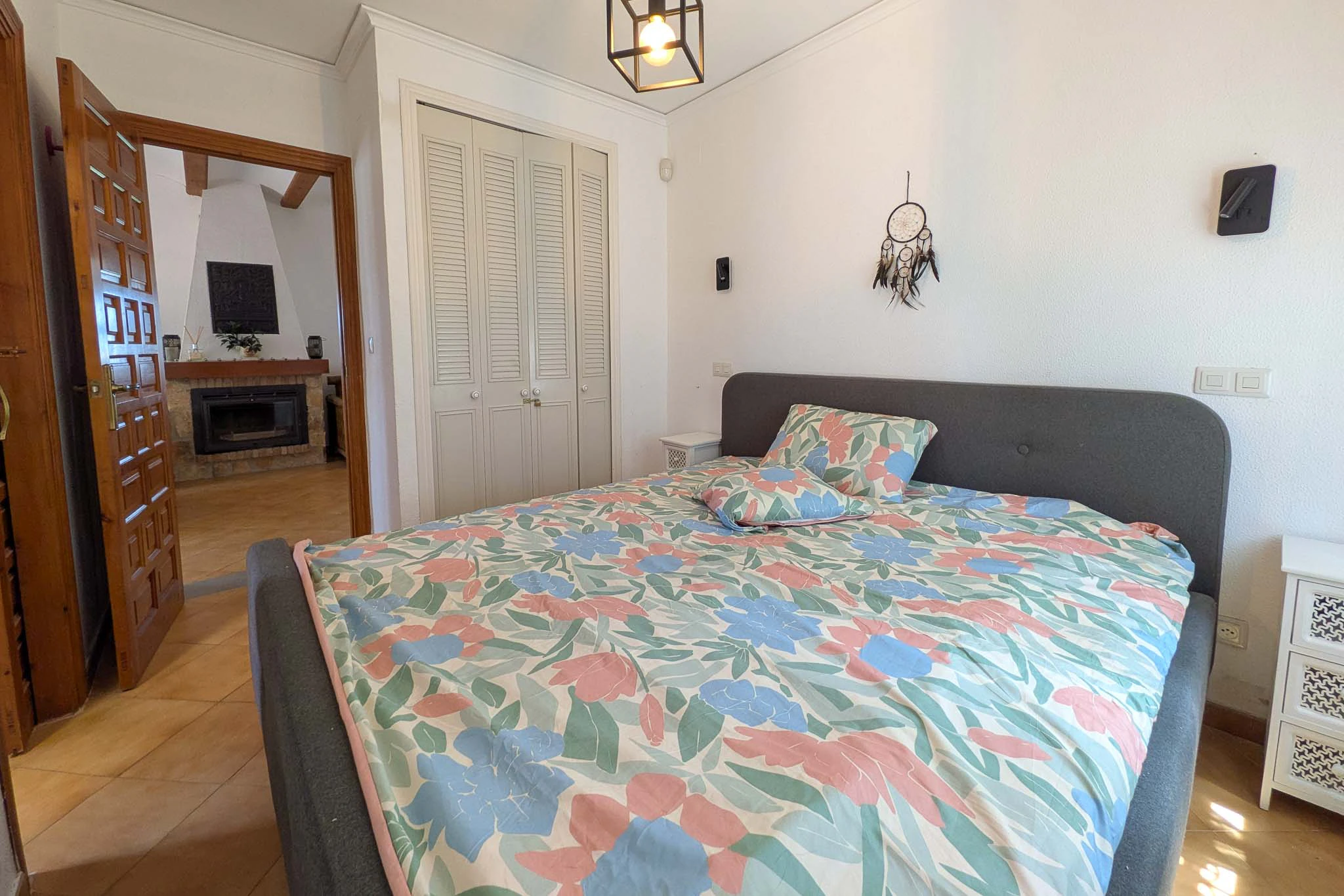 Exclusiva vivienda con piscina y vistas panorámicas al Montgó