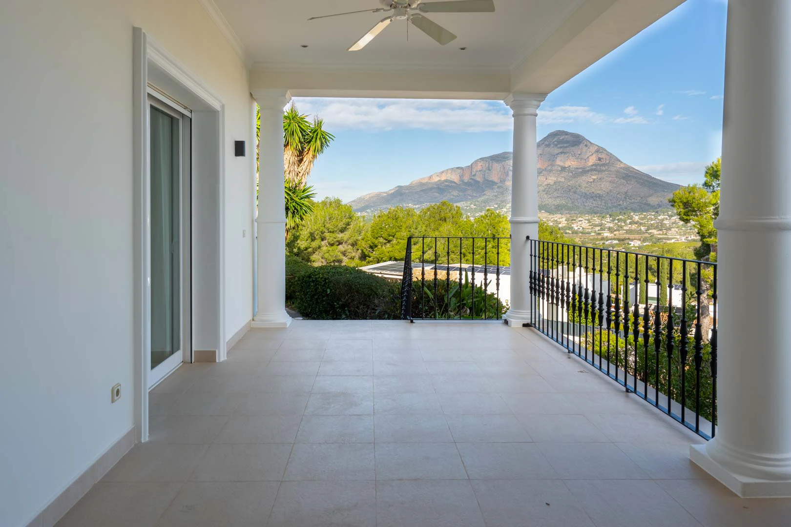 Exklusive Luxusvilla mit Meer- und Montgó-Blick in Jávea