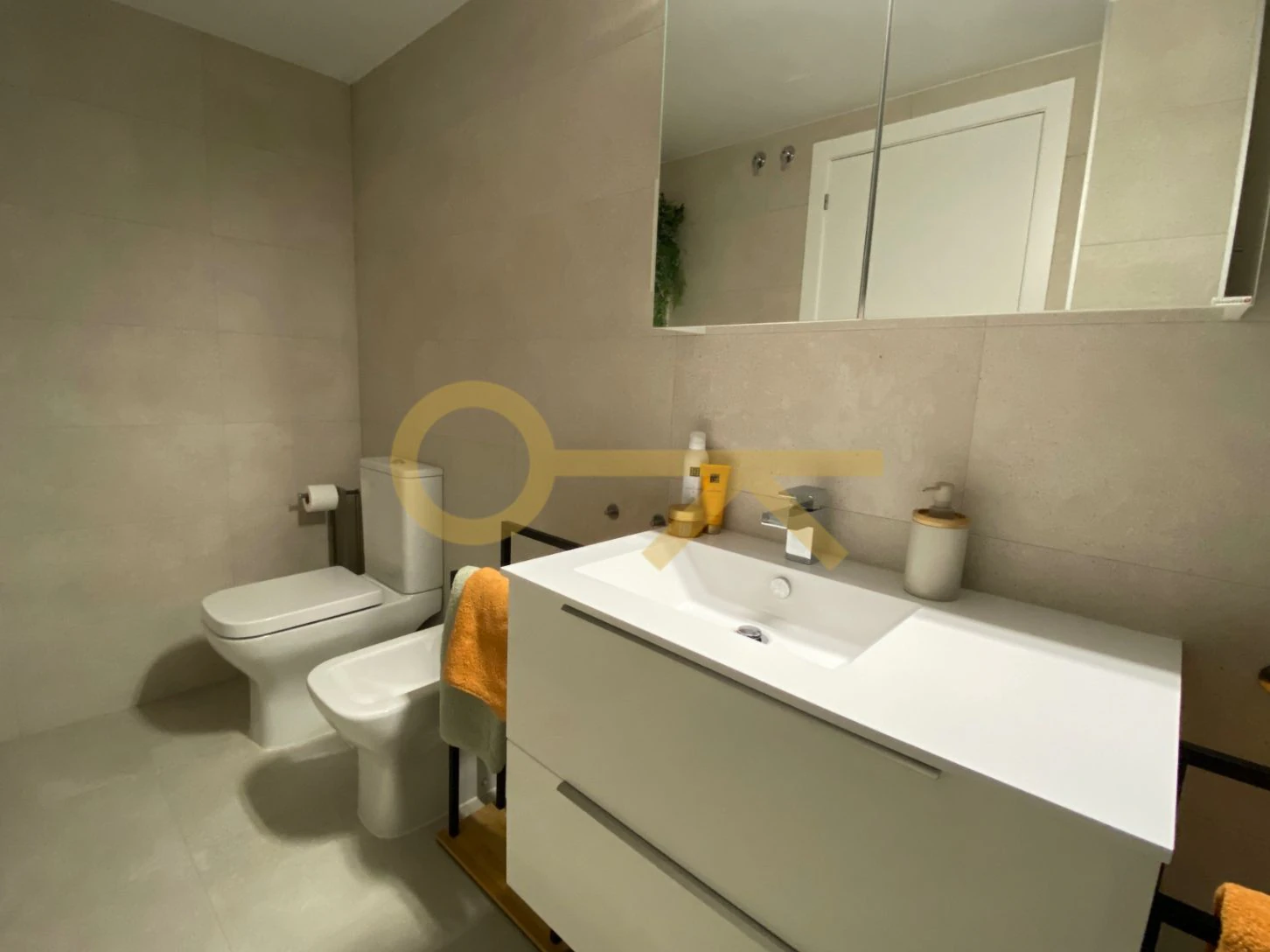 Ruim appartement te koop in Jávea, op 1KM van het strand.