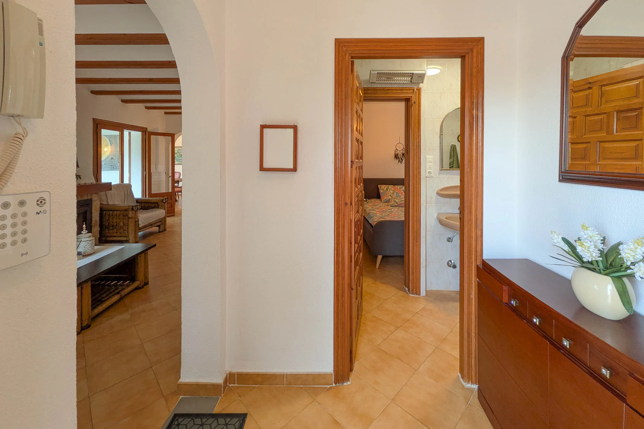 Exclusiva vivienda con piscina y vistas panorámicas al Montgó