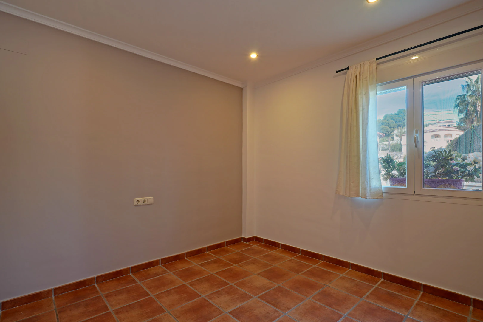 Atico a 150m de la playa a la venta en benissa