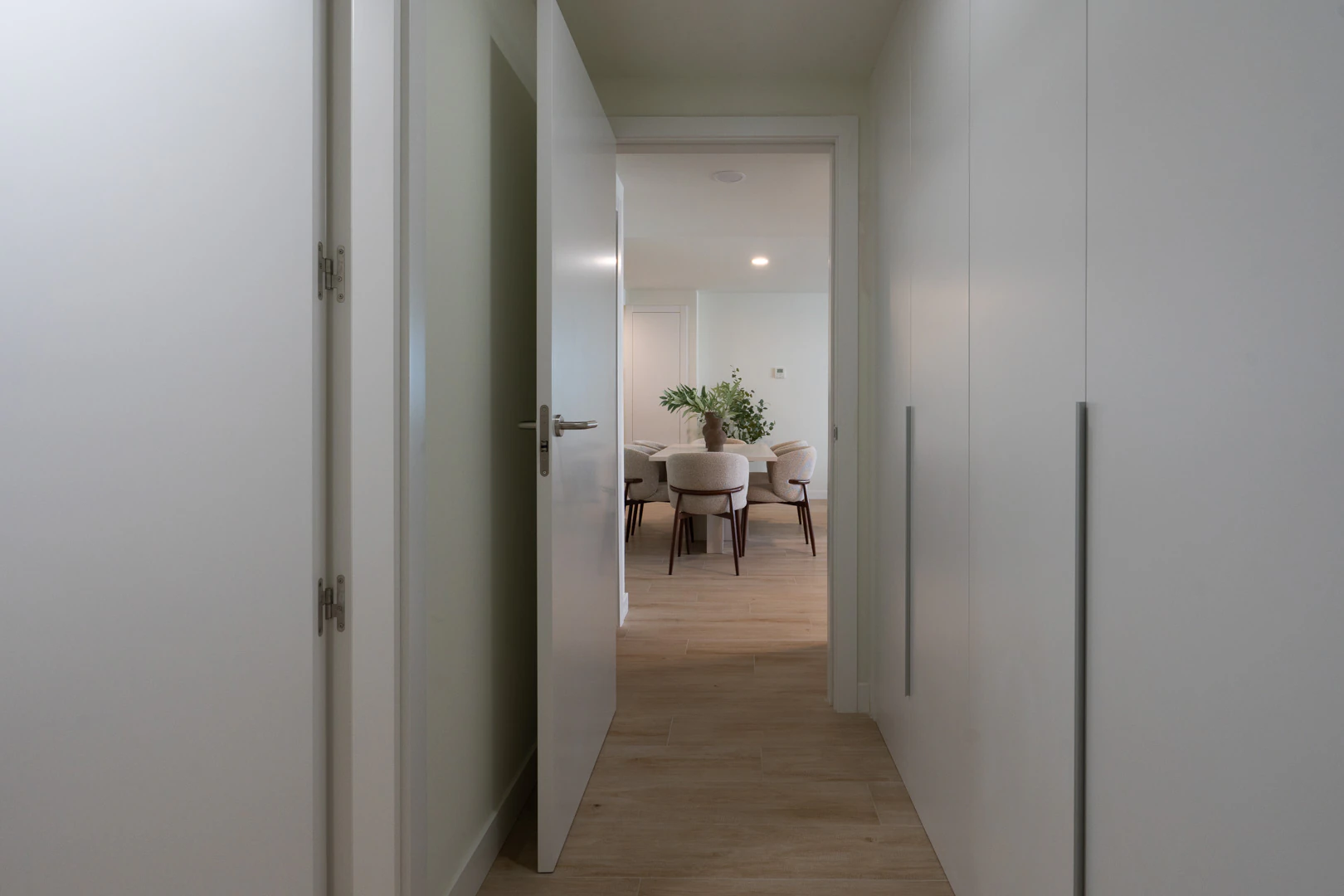 Nieuwe woning met een onverbeterlijke ligging tussen het dorp en de haven in Jávea.