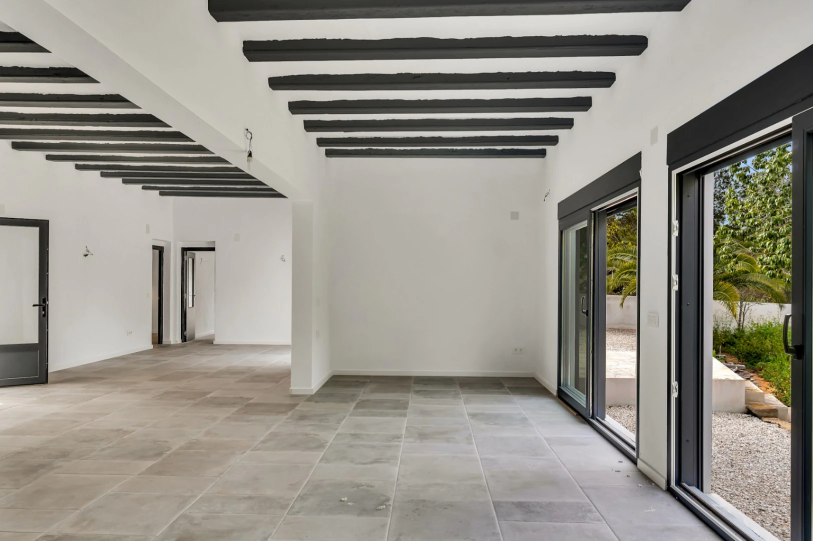 Bonita finca de estilo Andaluz construida en una gran parcela