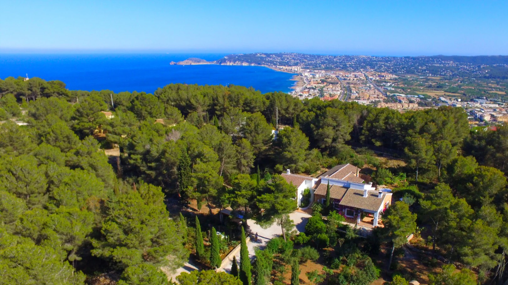 Villa estilo Balear de excelentes calidades en venta en la zona de La Plana, Jávea