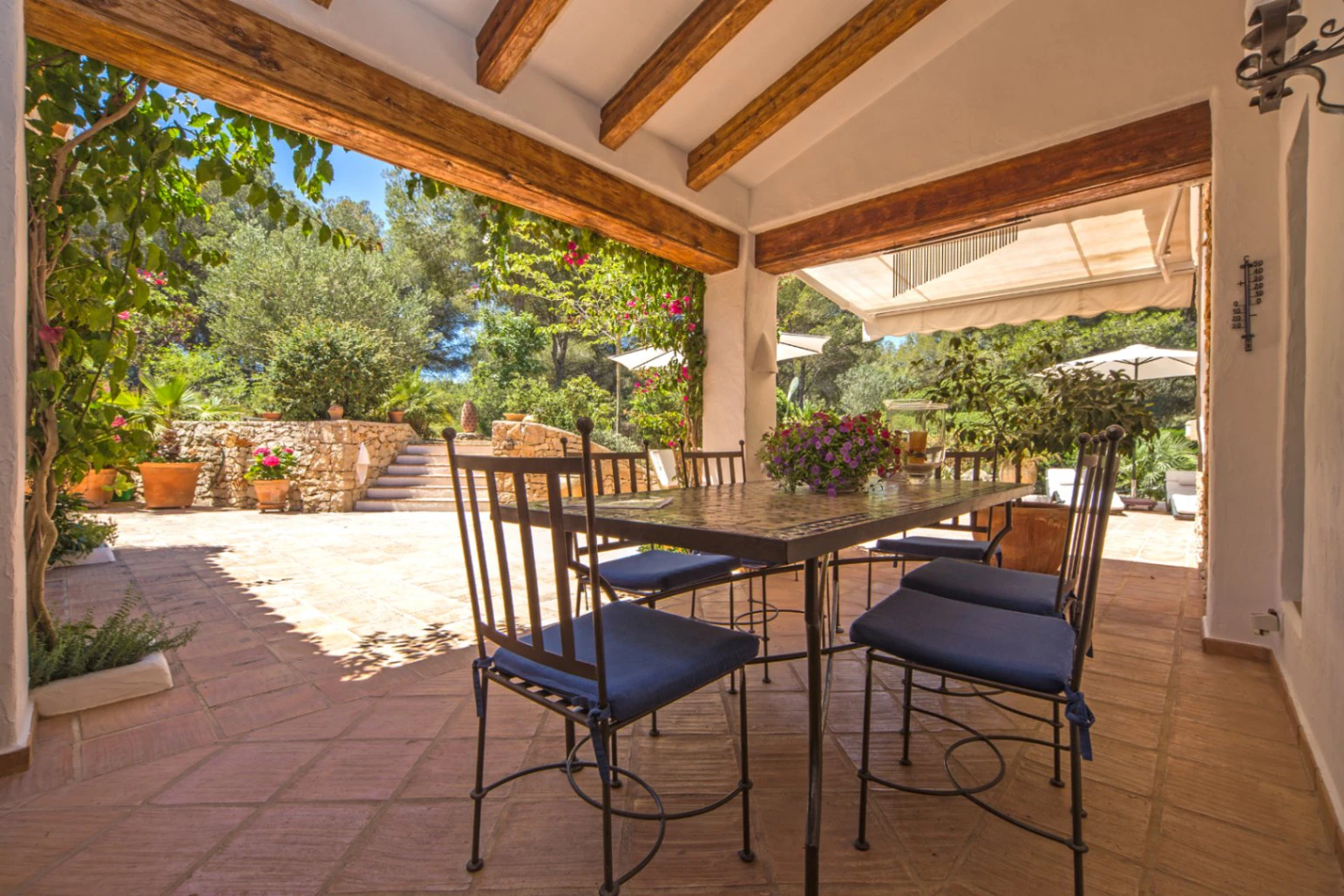 Villa estilo Balear de excelentes calidades en venta en la zona de La Plana, Jávea