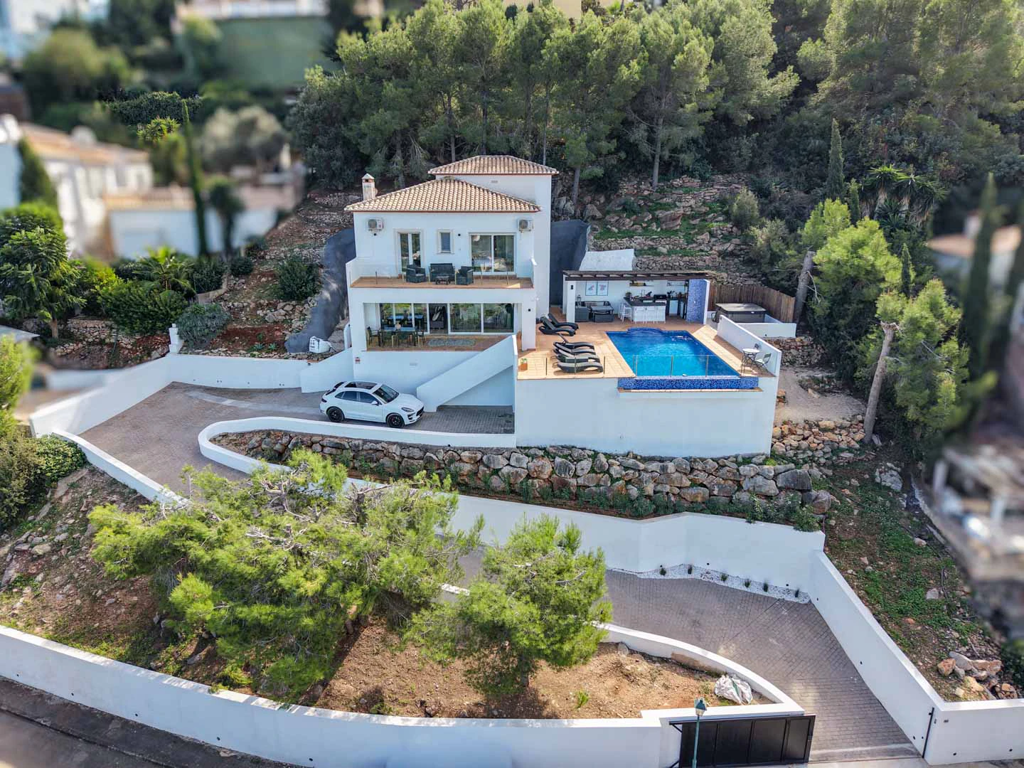 Villa mediterranea con vistas panorámicas al mar a la venta en La Sella, Pedreguer.