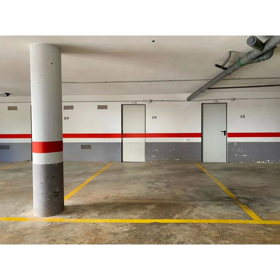 Exclusiva planta baja a pocos metros de la playa en venta en Denia