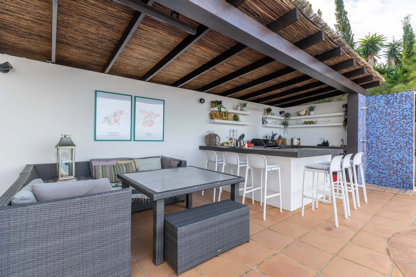 Villa mediterranea con vistas panorámicas al mar a la venta en La Sella, Pedreguer.