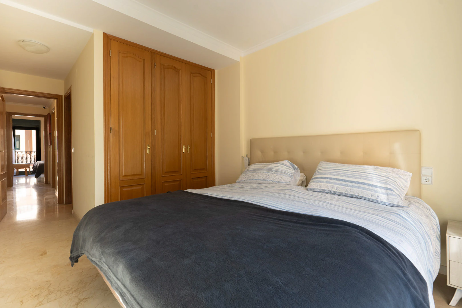 Appartement dans un complexe résidentiel avec piscine à vendre au port