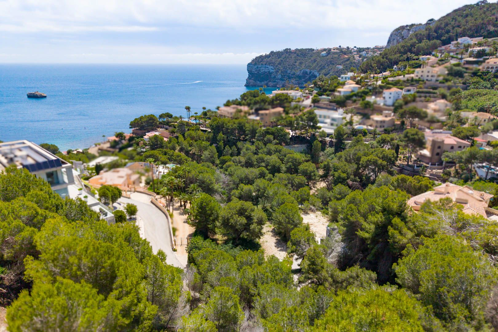 Exclusiva parcela de inversión en Jávea para proyectos a futuro
