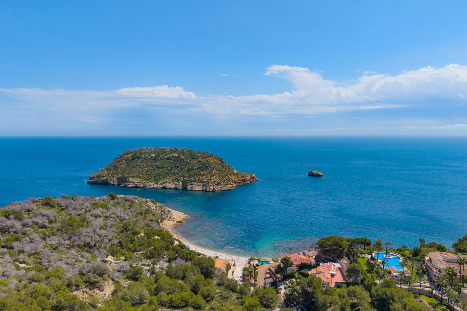 Exclusiva parcela de inversión en Jávea para proyectos a futuro