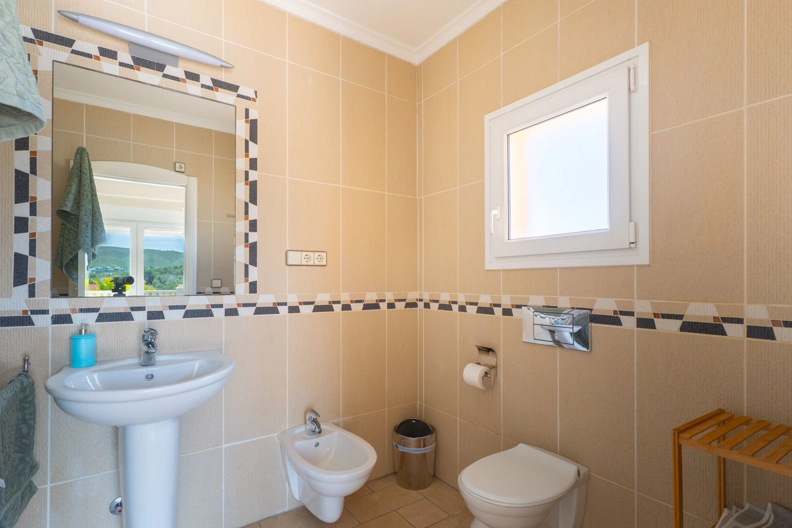 Villa exclusive avec vue sur la mer et piscine à débordement à Jávea
