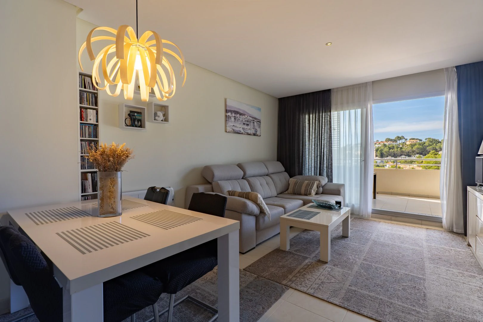 Apartamento con vistas al mar en venta en altea hills