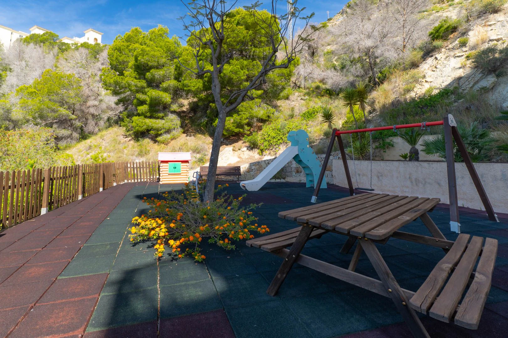 Apartamento con vistas al mar en venta en altea hills