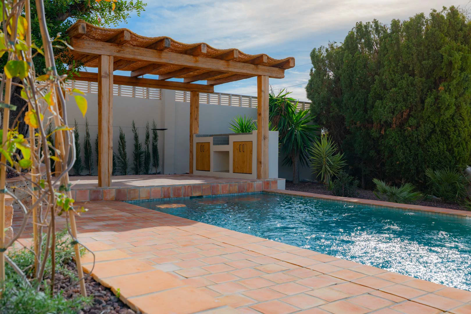 Villa mediterranea ristrutturata con vista sul mare in vendita a La Fustera, Benissa