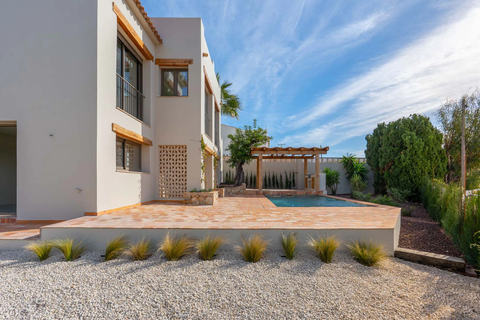 Villa mediterranea ristrutturata con vista sul mare in vendita a La Fustera, Benissa