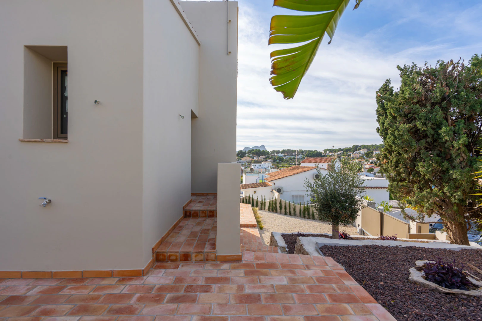 Villa mediterranea ristrutturata con vista sul mare in vendita a La Fustera, Benissa