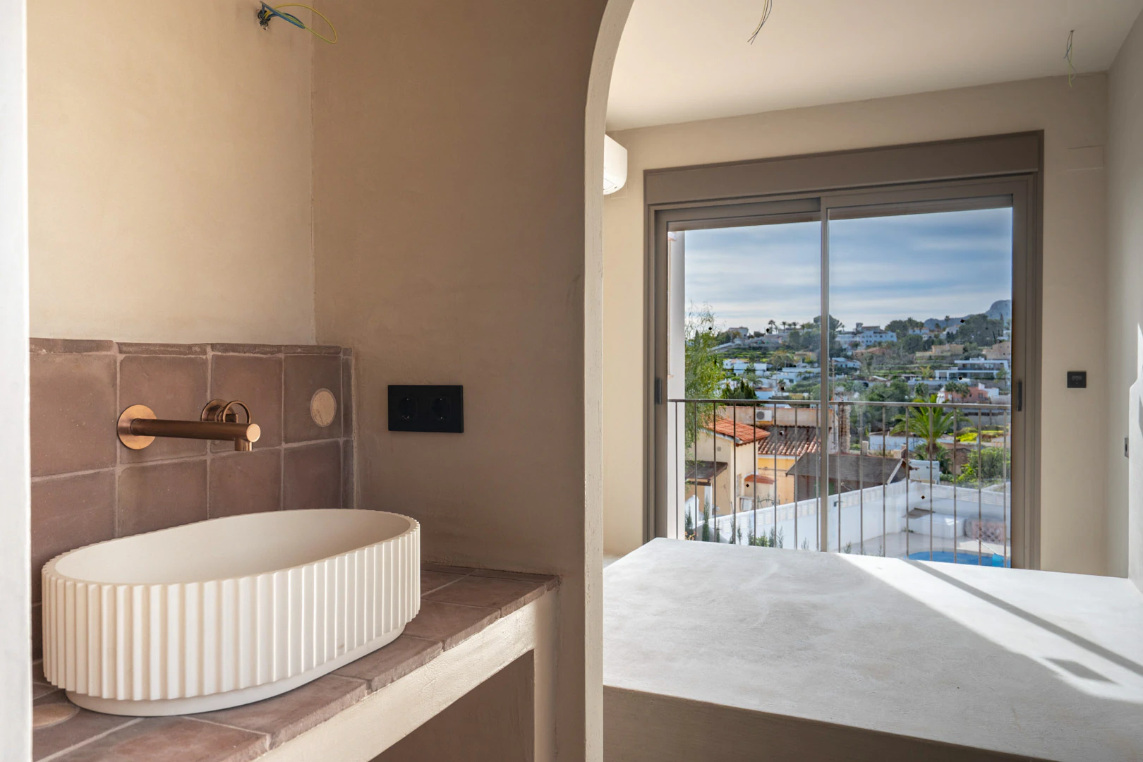 Villa mediterranea ristrutturata con vista sul mare in vendita a La Fustera, Benissa