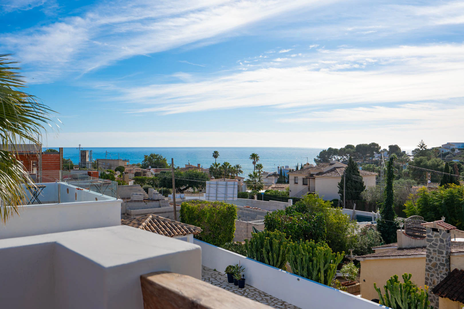 Villa mediterranea ristrutturata con vista sul mare in vendita a La Fustera, Benissa