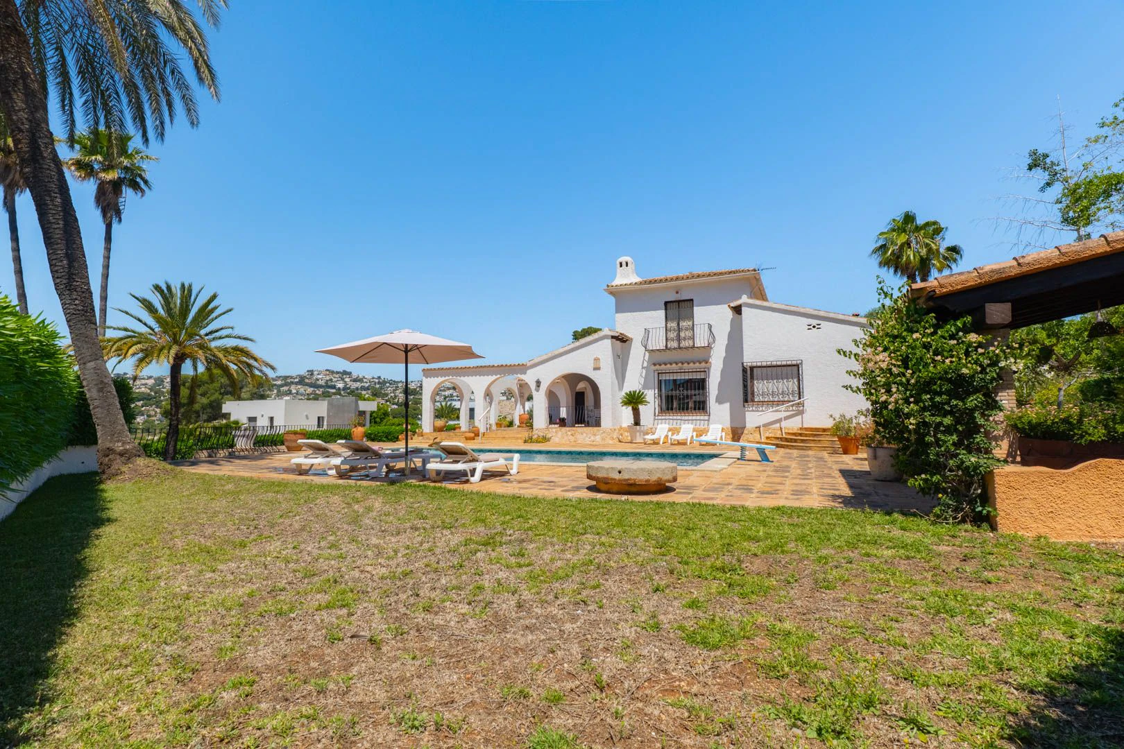 Villa mediterránea con encanto en Pla del Mar, a un paso del centro de Moraira