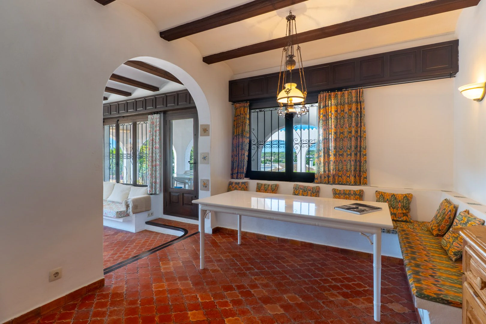 Villa mediterránea con encanto en Pla del Mar, a un paso del centro de Moraira