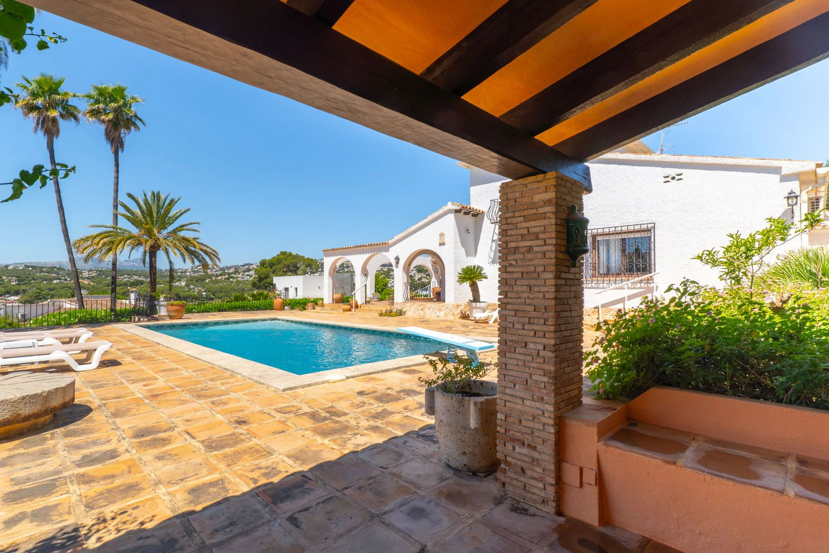 Villa mediterránea con encanto en Pla del Mar, a un paso del centro de Moraira