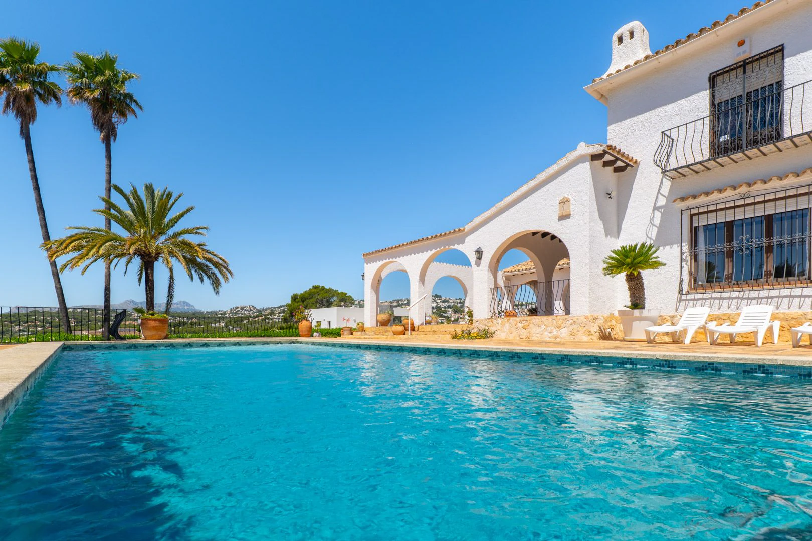 Villa mediterránea con encanto en Pla del Mar, a un paso del centro de Moraira