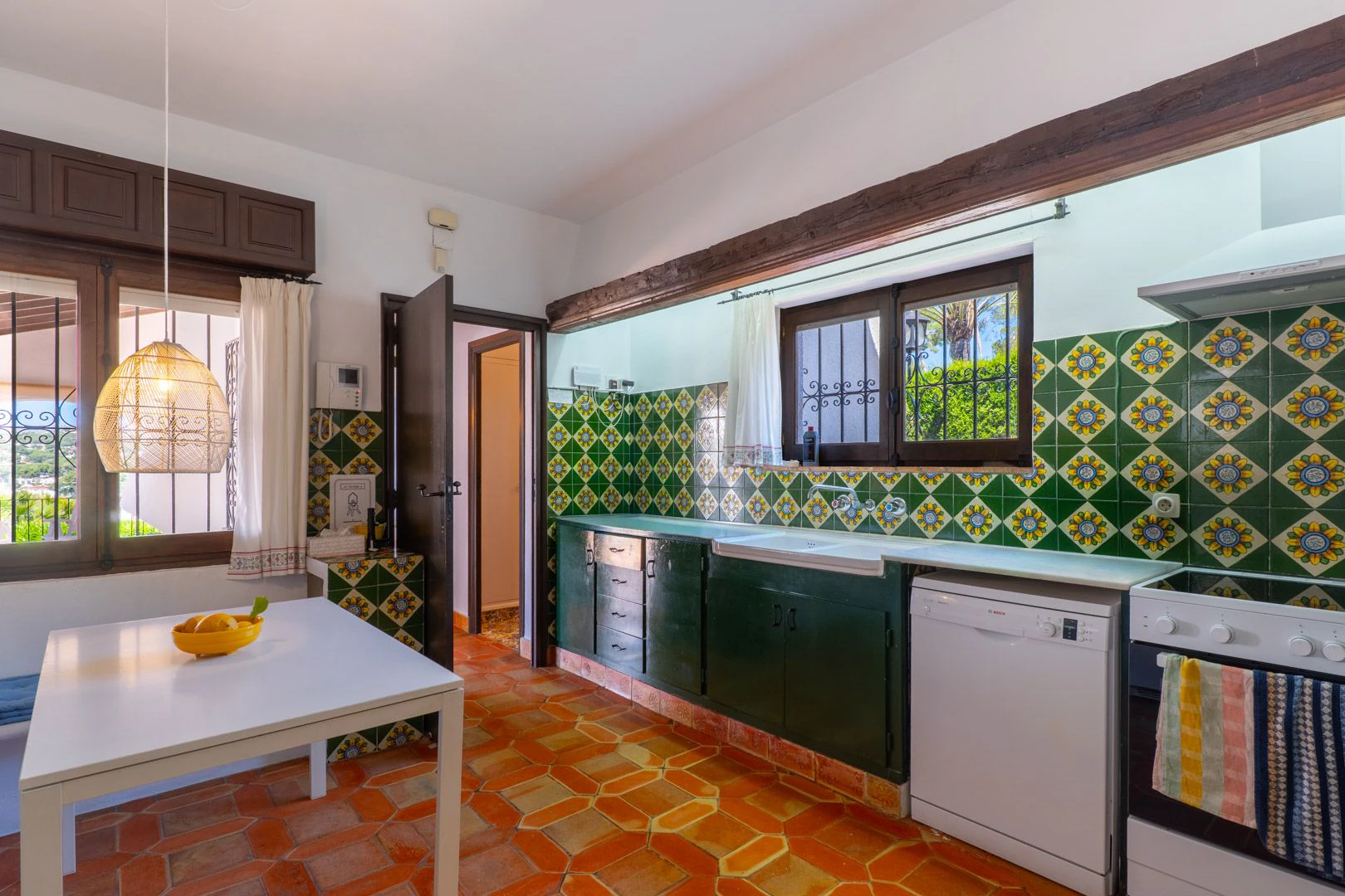 Villa mediterránea con encanto en Pla del Mar, a un paso del centro de Moraira