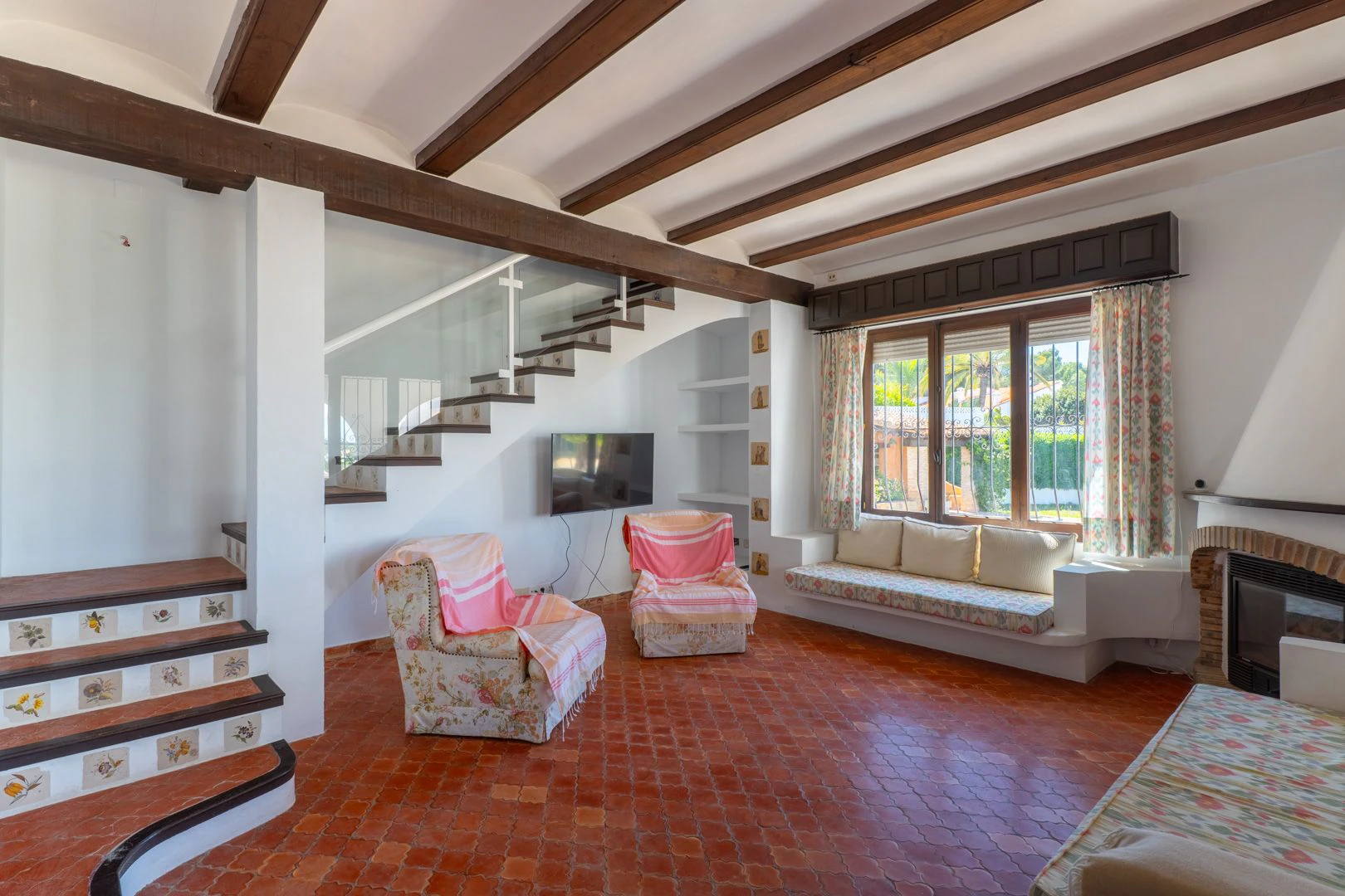 Villa mediterránea con encanto en Pla del Mar, a un paso del centro de Moraira