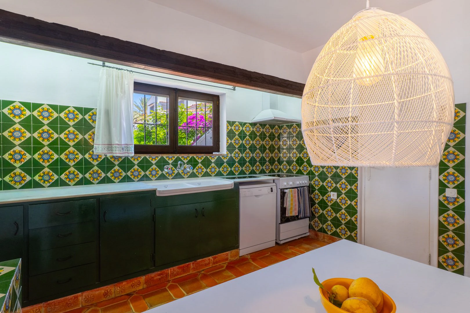 Villa mediterránea con encanto en Pla del Mar, a un paso del centro de Moraira