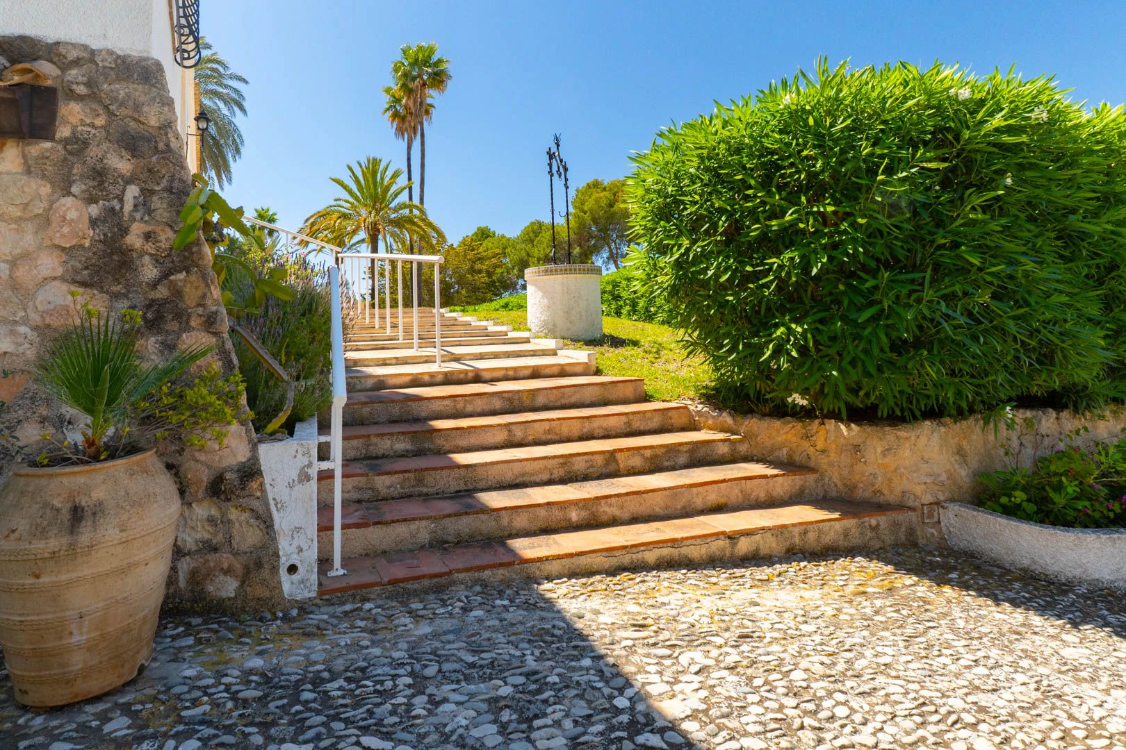 Villa mediterránea con encanto en Pla del Mar, a un paso del centro de Moraira