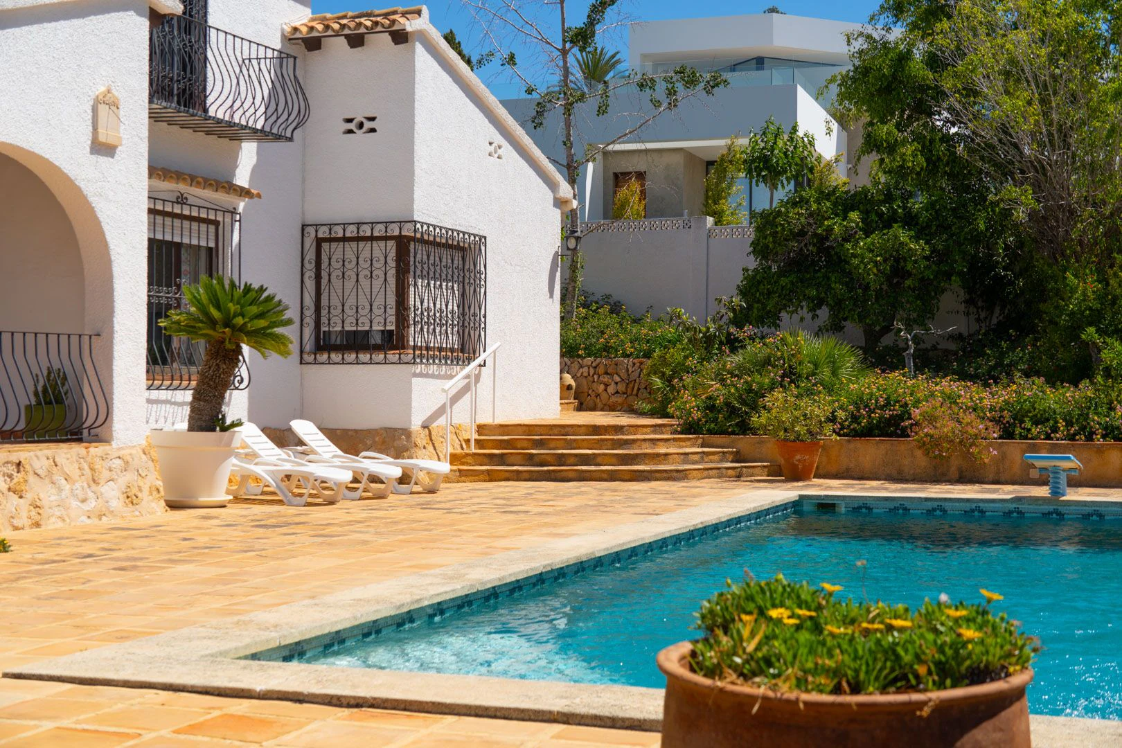 Villa mediterránea con encanto en Pla del Mar, a un paso del centro de Moraira
