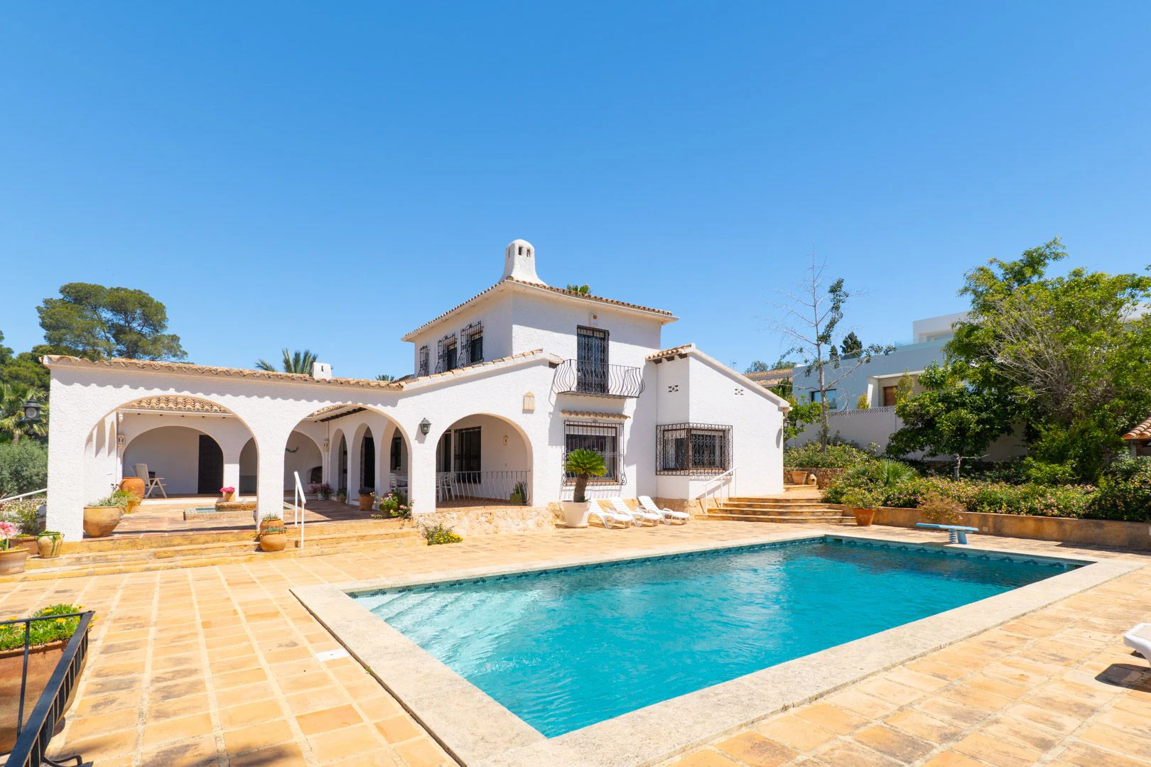 Villa mediterránea con encanto en Pla del Mar, a un paso del centro de Moraira
