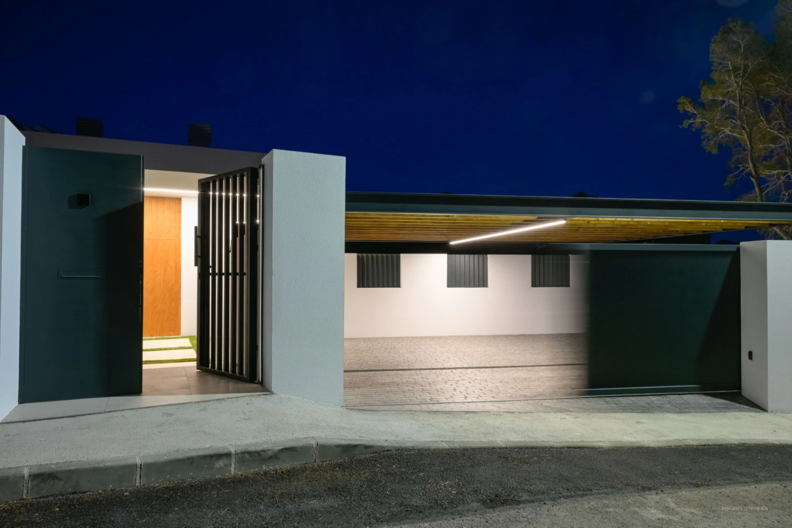 Villa de lujo contemporánea con vistas panorámicas al Mediterráneo