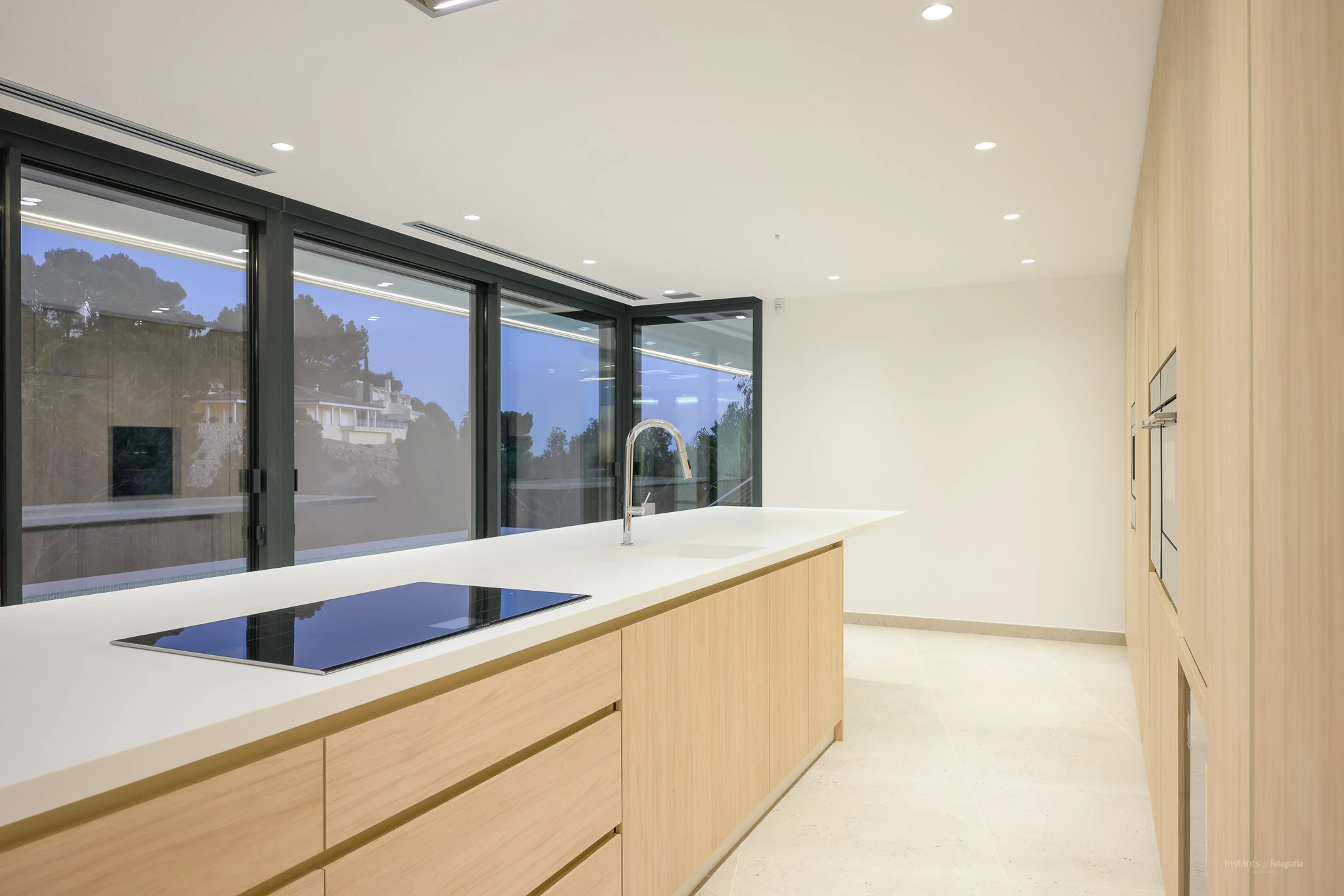 Villa de lujo contemporánea con vistas panorámicas al Mediterráneo