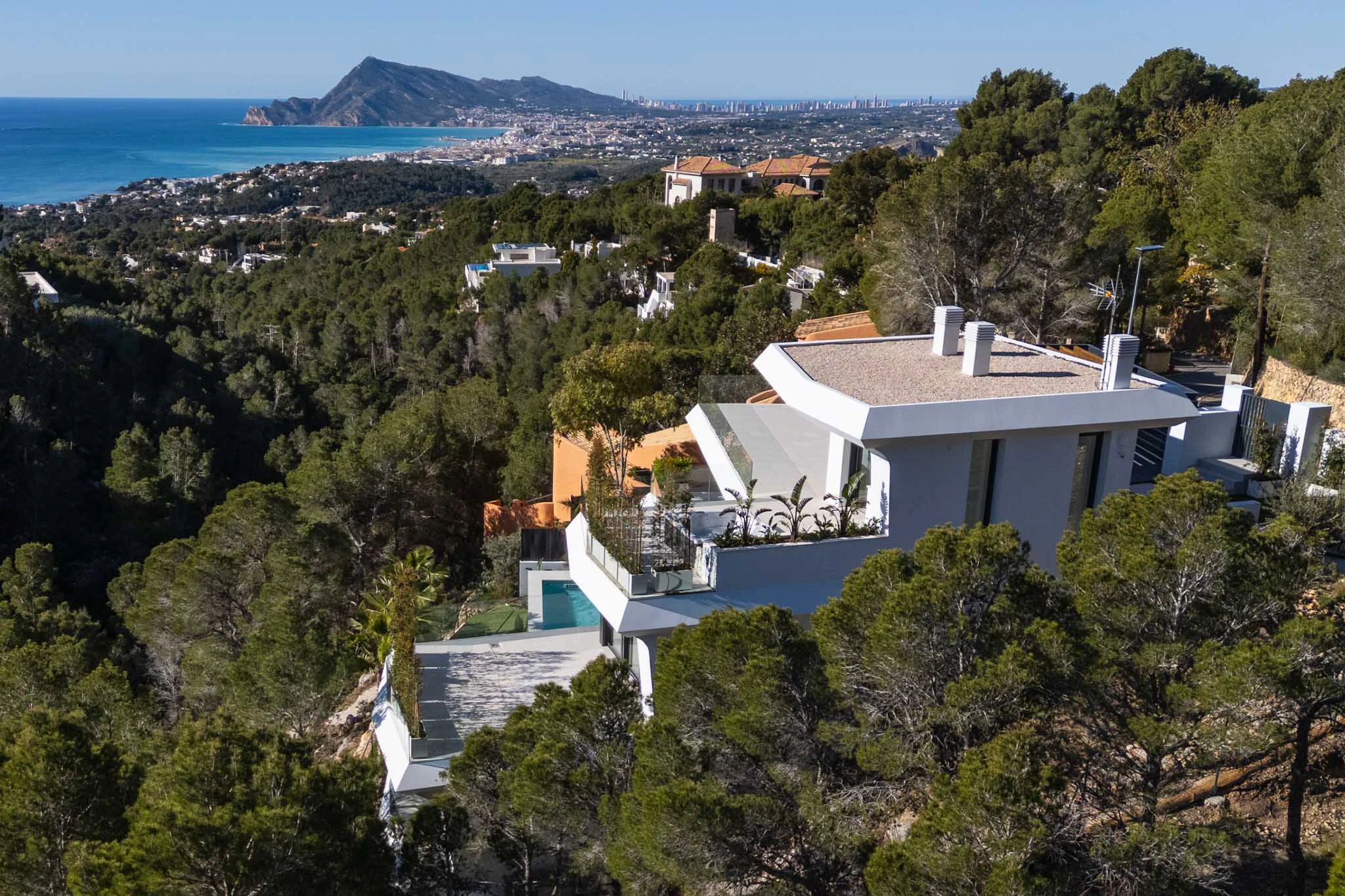 Villa de lujo contemporánea con vistas panorámicas al Mediterráneo
