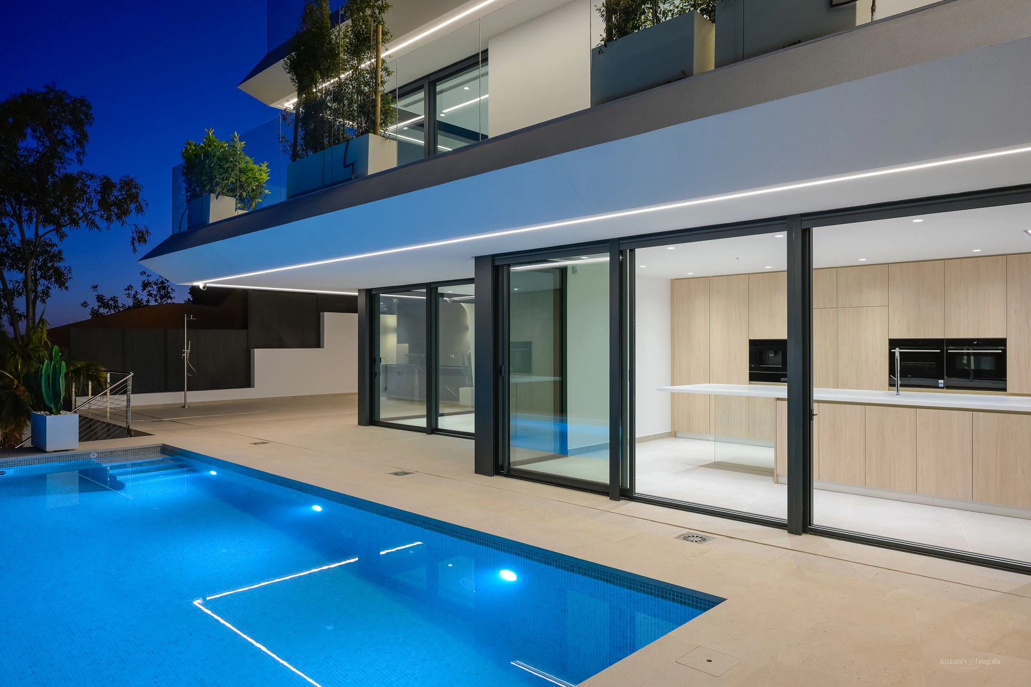 Villa de lujo contemporánea con vistas panorámicas al Mediterráneo