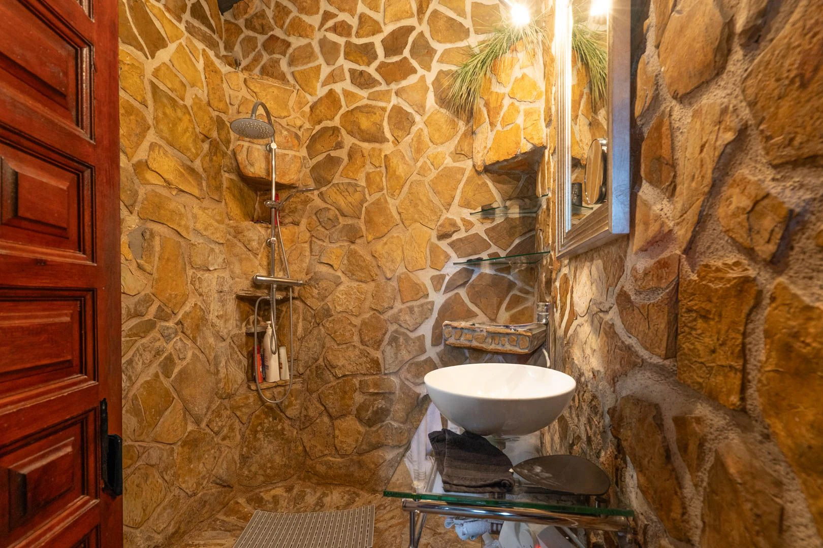 Villa rustique avec appartement indépendant à vendre à Jávea.