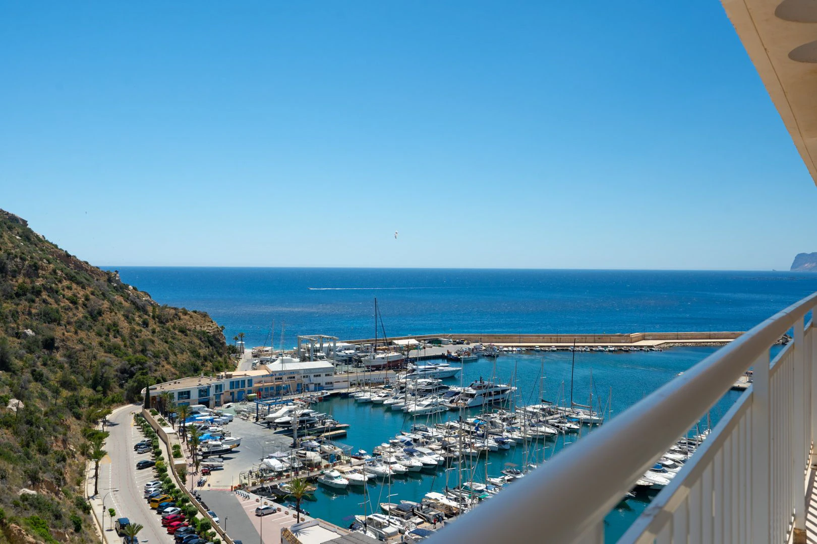 Ático exclusivo en primera línea de mar en el puerto de Calpe