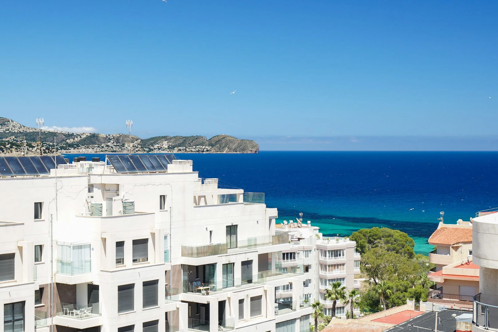 Exclusivo ático cerca de la playa con vistas al mar en Calpe
