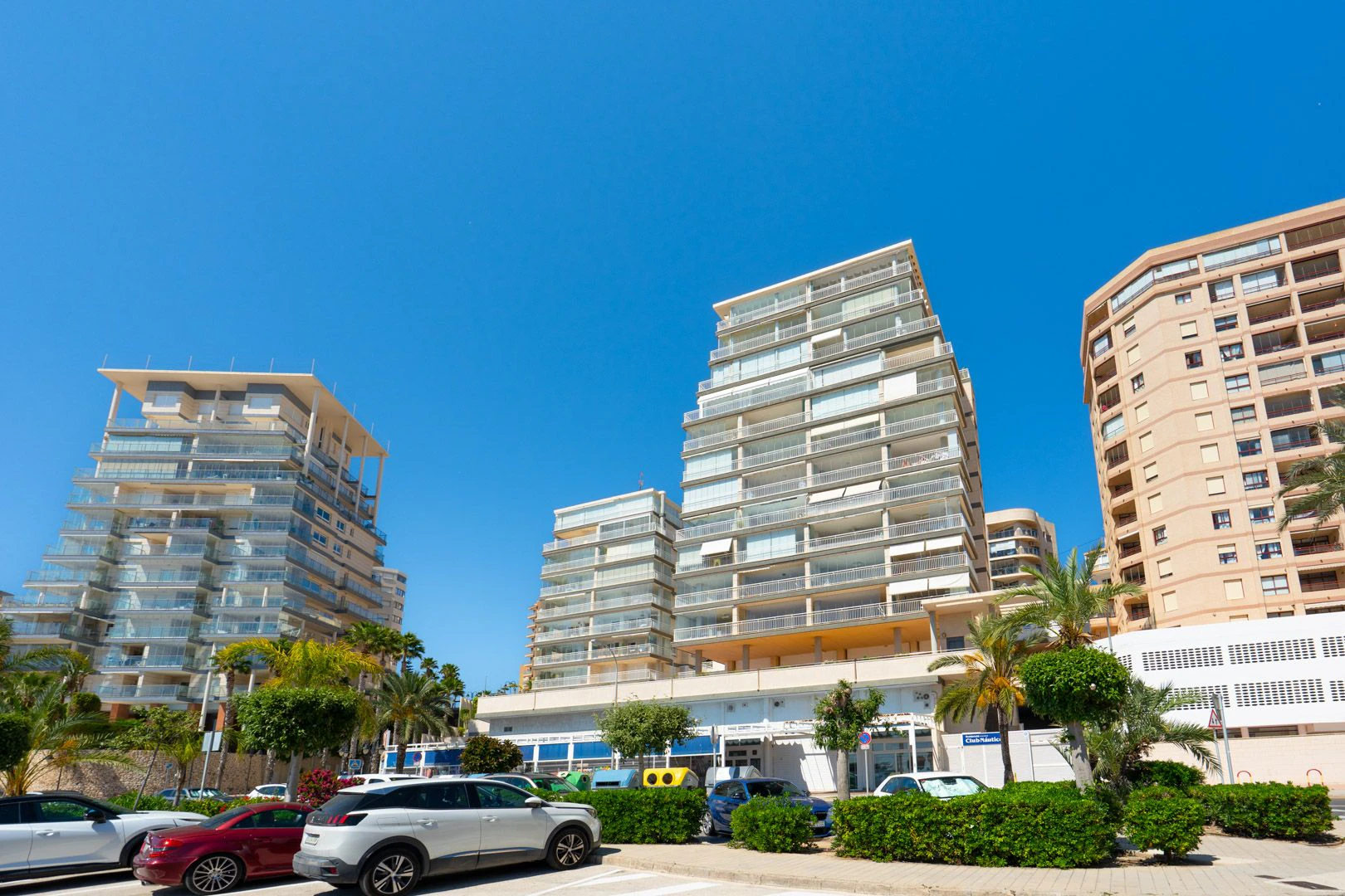 Ático exclusivo en primera línea de mar en el puerto de Calpe