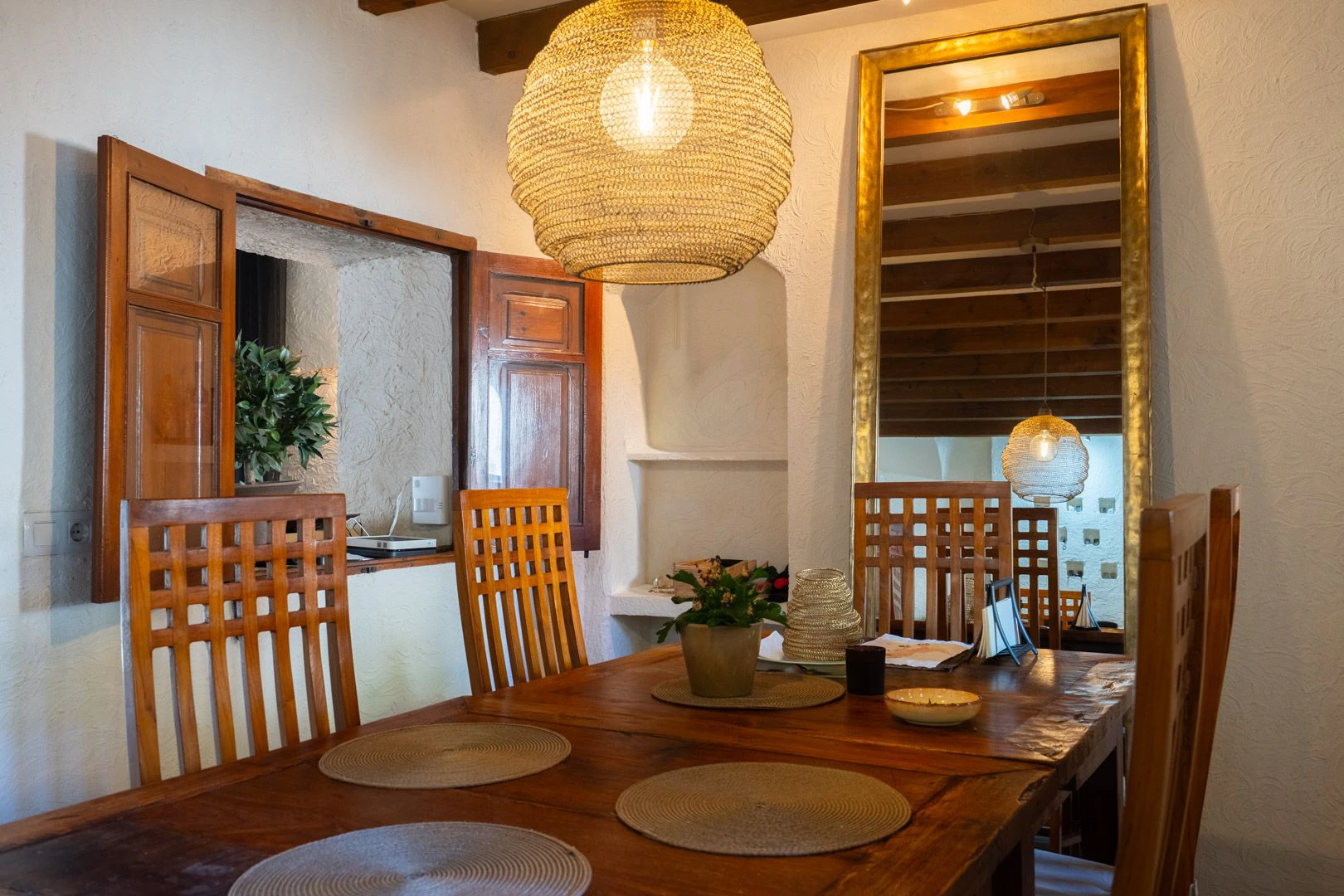 Villa rustique avec appartement indépendant à vendre à Jávea.