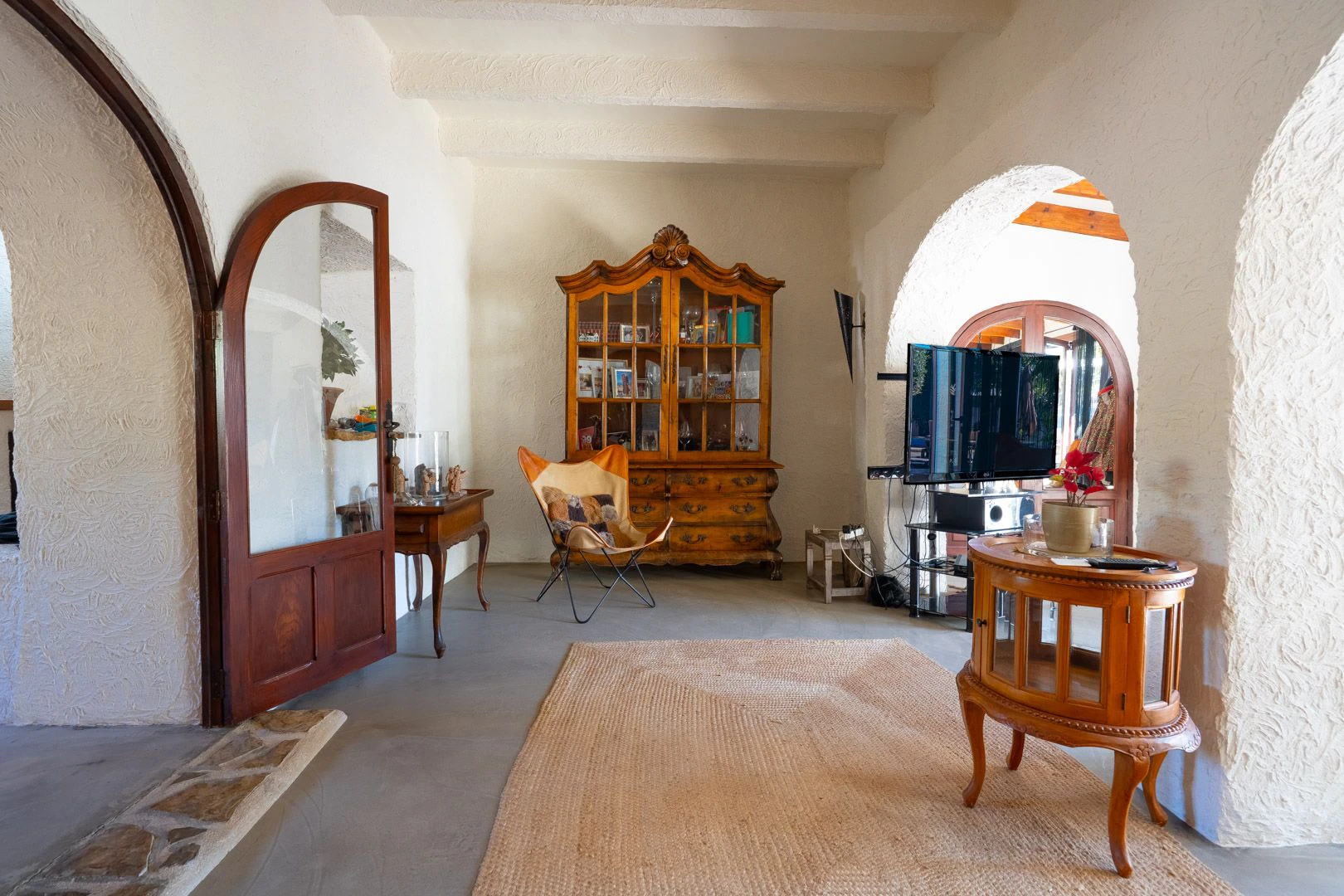 Villa rustique avec appartement indépendant à vendre à Jávea.