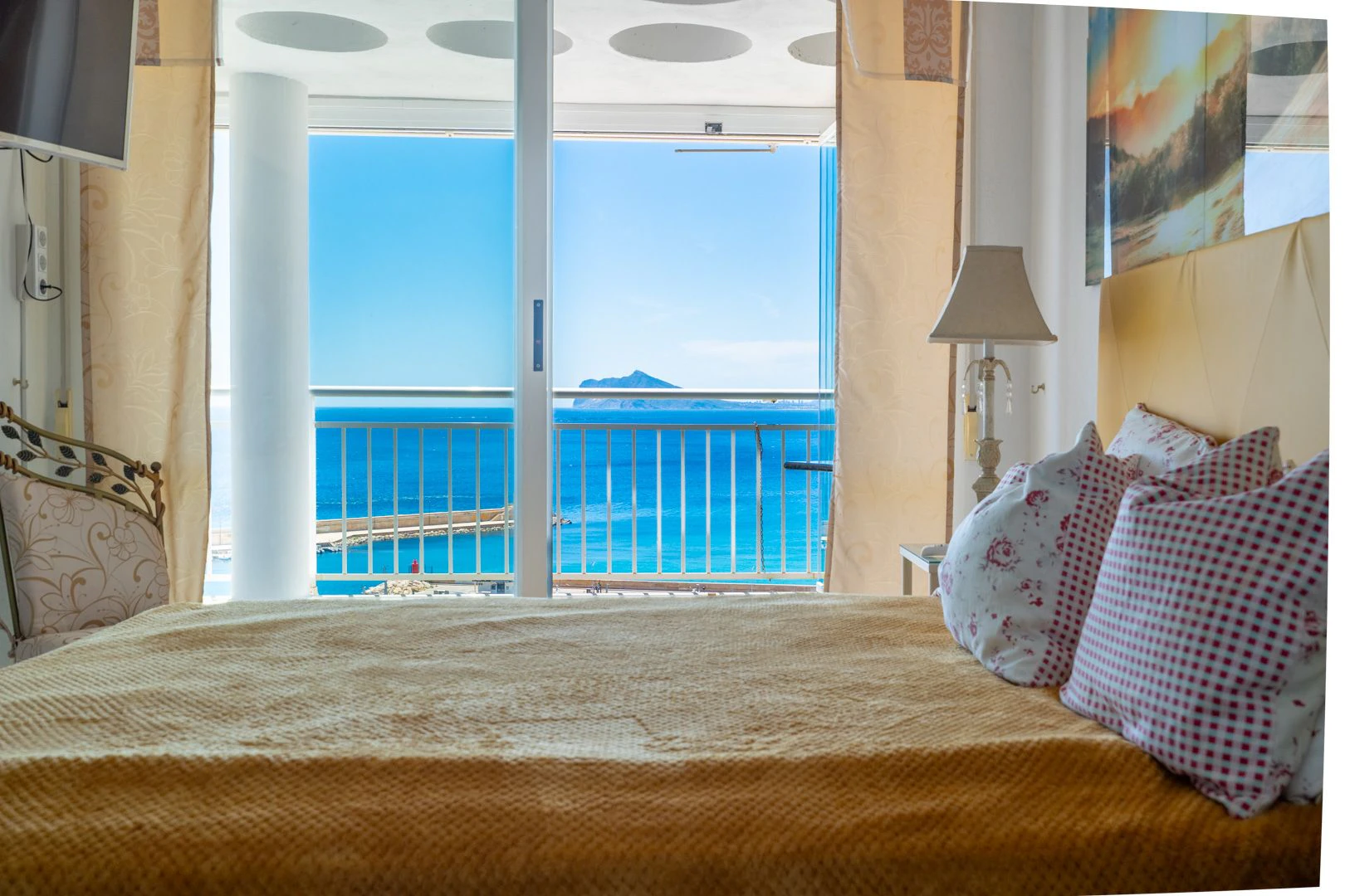 Ático exclusivo en primera línea de mar en el puerto de Calpe