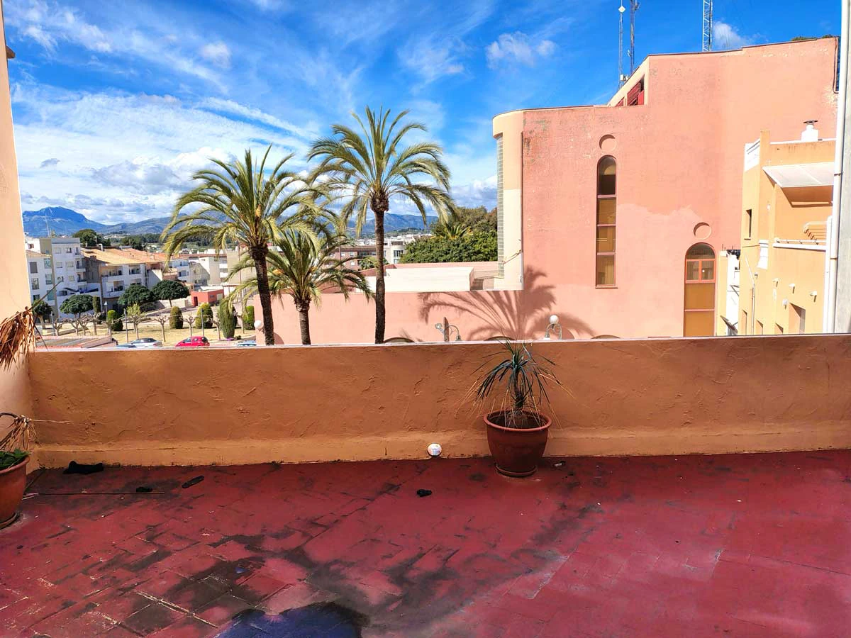 Amplio apartamento en el centro de Teulada