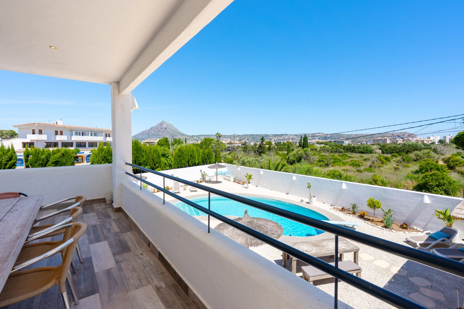 Villa spacieuse de 6 chambres à distance de marche de la plage de l'Arenal, Jávea