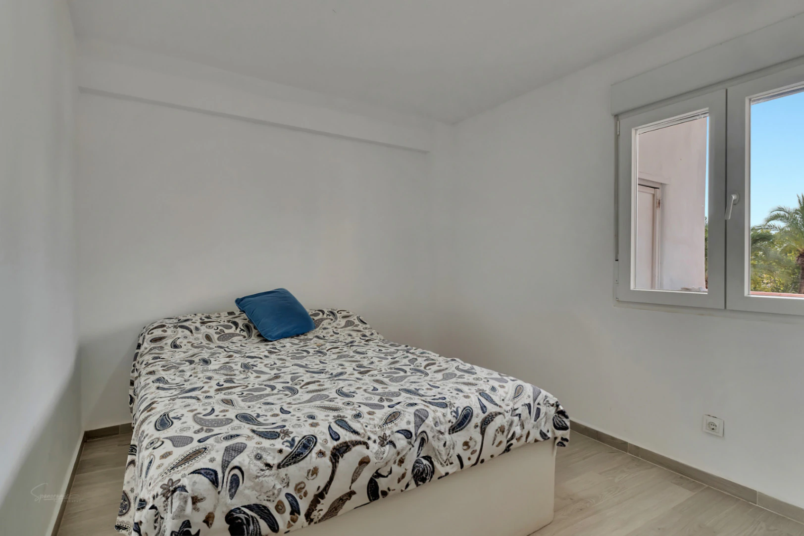Apartamento reformado a tan solo 300 metros de la playa de El Arenal, Jávea
