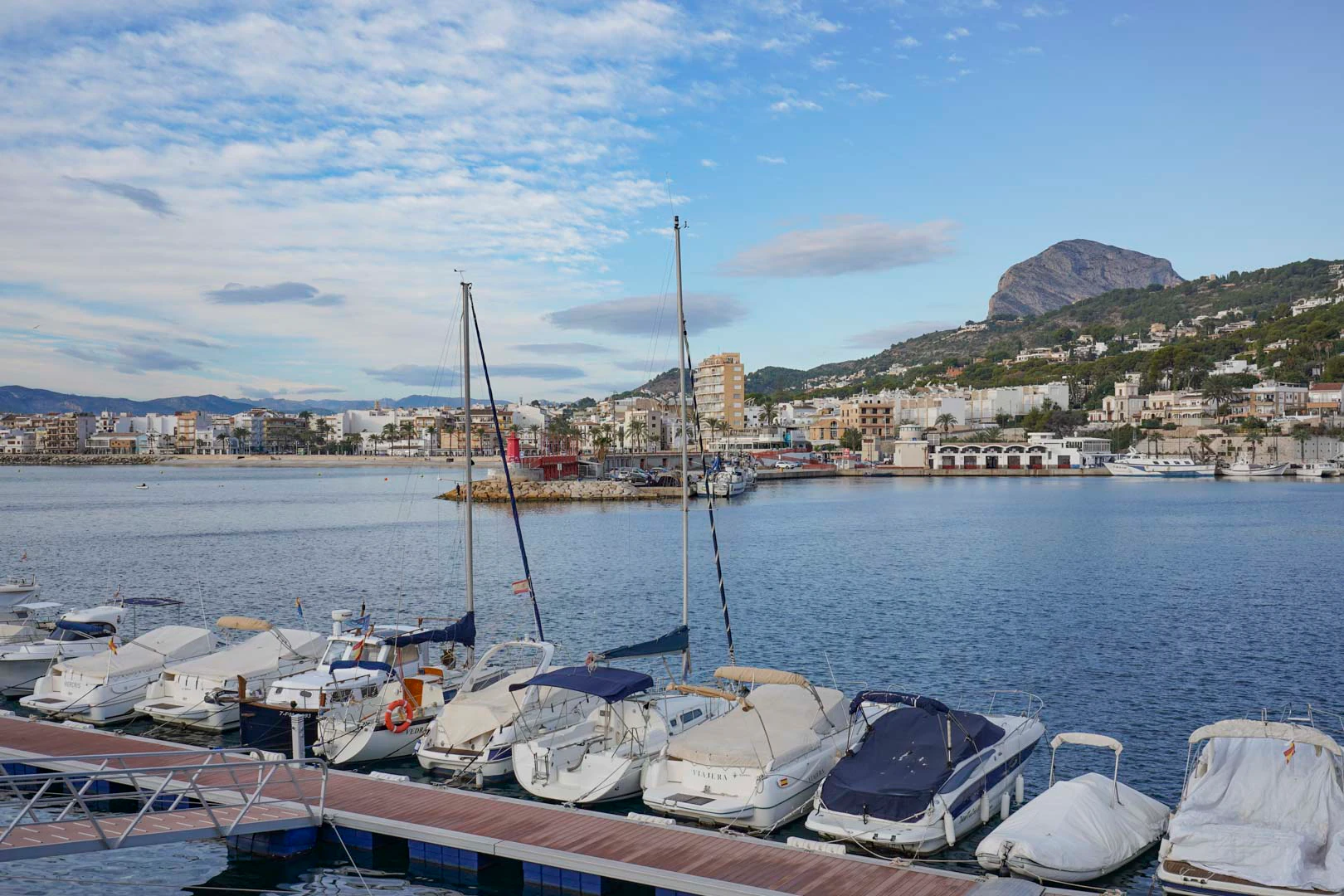 Encanto mediterráneo a un paso del mar en Jávea.