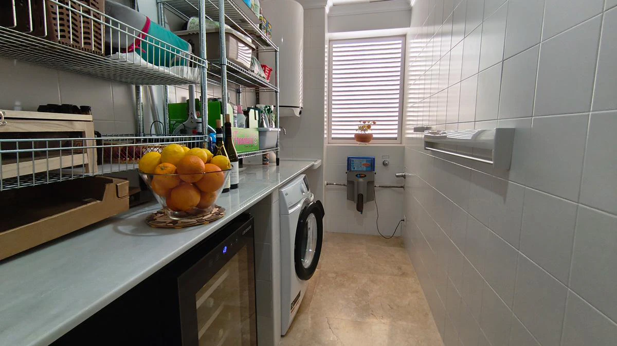 Exclusivo apartamento esquinero en venta en La Sella, Denia