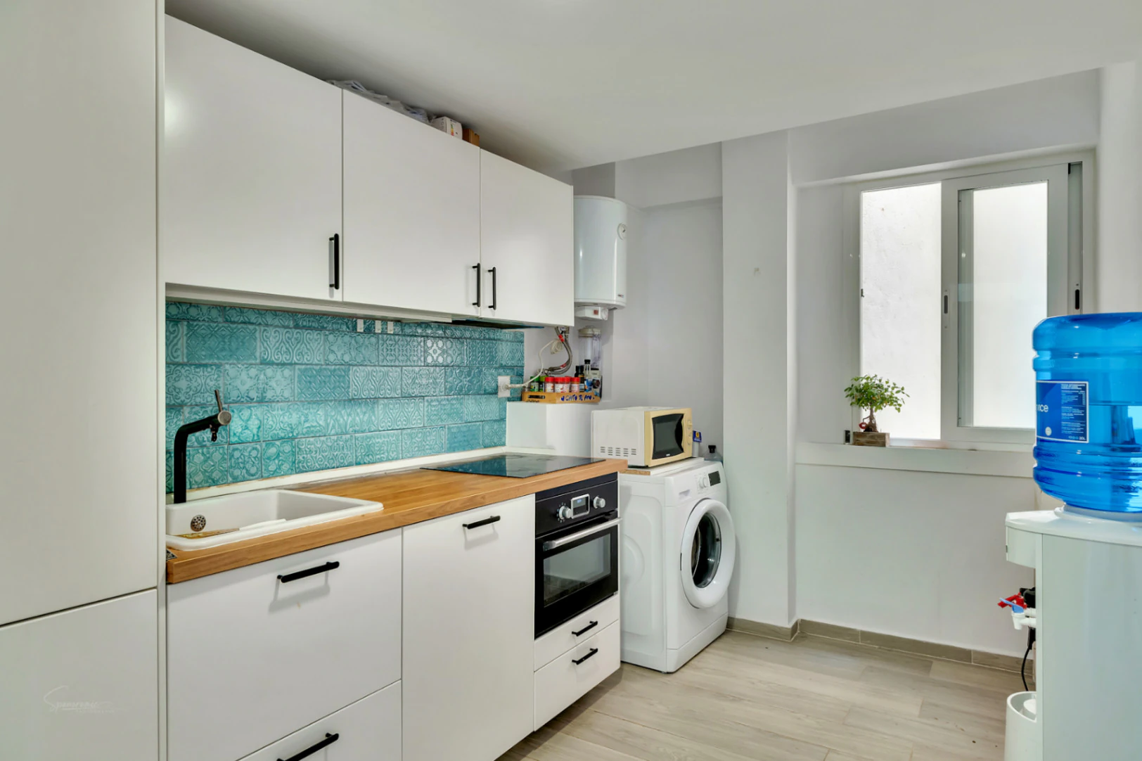 Apartamento reformado a tan solo 300 metros de la playa de El Arenal, Jávea